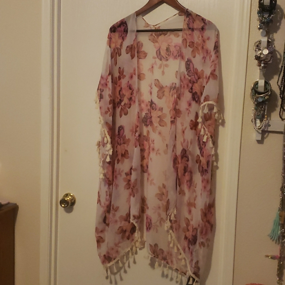 *NWT* Top